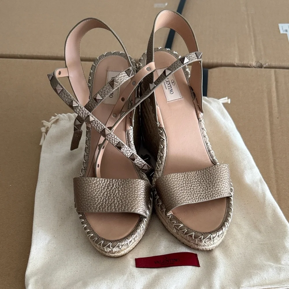 Valentino Garavani Tan Wedge Sandals